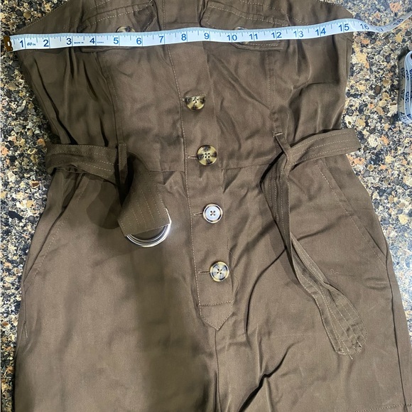 Forever 21 Contemporary olive green romper - Picture 8 of 8